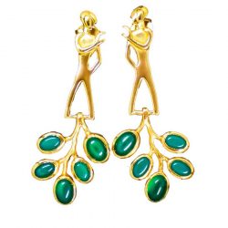 boucles créateur ethnique organique avec motif arbre et personnage, dorés et verts